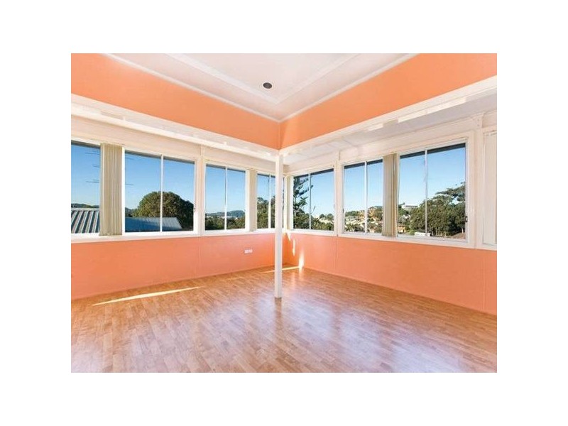 14 Parry Avenue, Terrigal NSW 2260