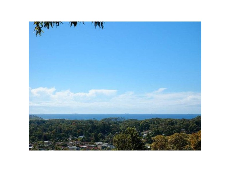 4 Norah Head Close, Bateau Bay NSW 2261