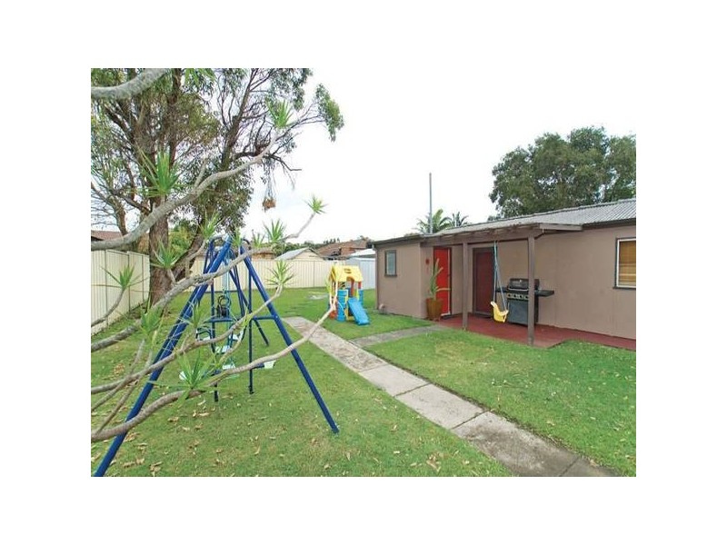 27 Bloomfield Street, Long Jetty NSW 2261