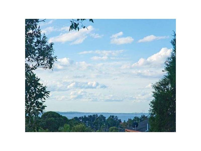 11 Torres Street, Killarney Vale NSW 2261