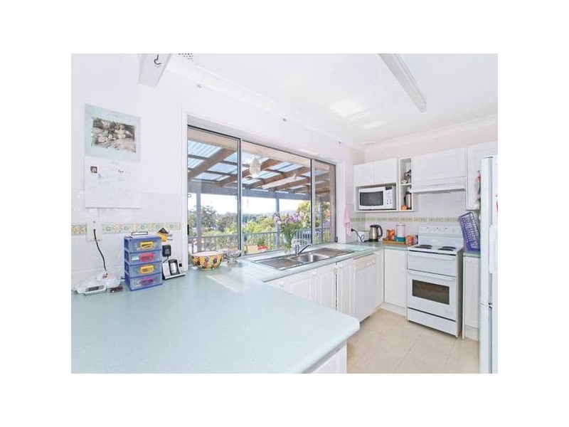 47 Grove Road, Wamberal NSW 2260