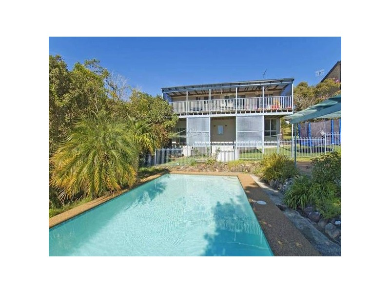 47 Grove Road, Wamberal NSW 2260