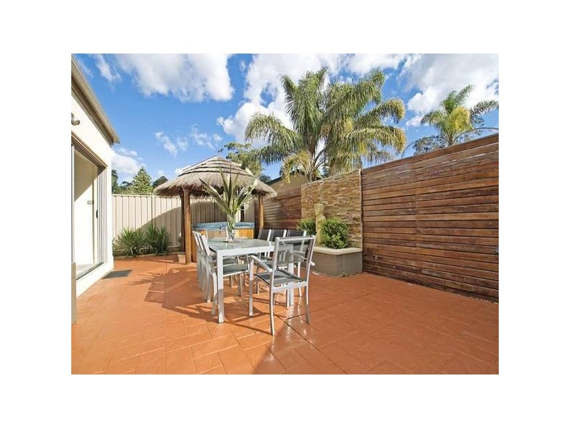4/201 The Round Drive, Avoca Beach NSW 2251
