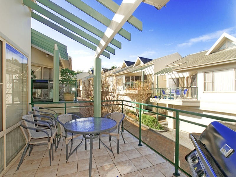 20/4 Karla Avenue, Terrigal NSW 2260