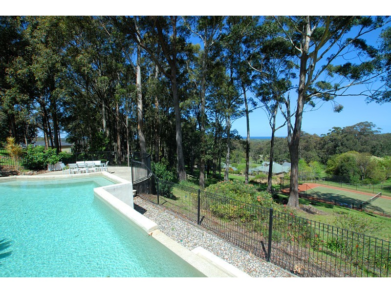 11 Pinaroo Road, Wamberal NSW 2260