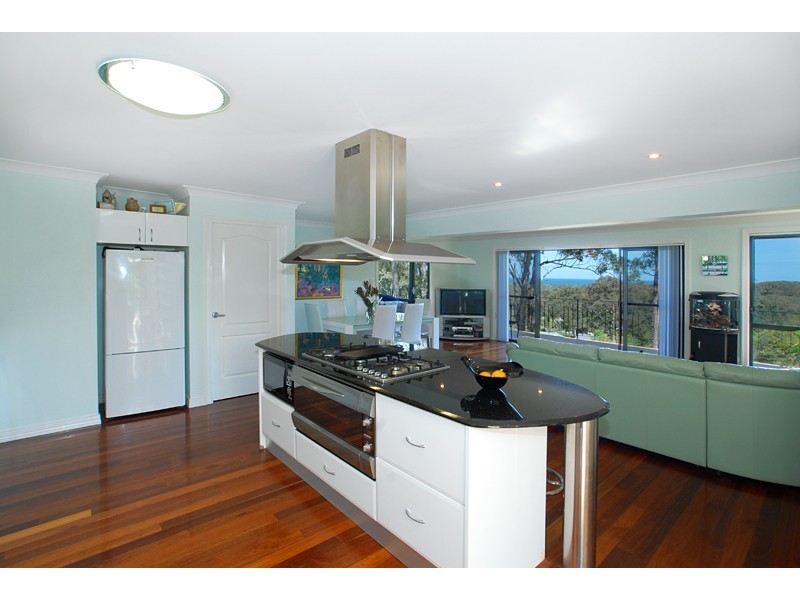 11 Pinaroo Road, Wamberal NSW 2260