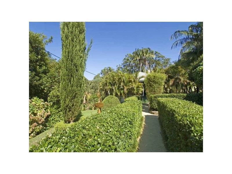 366 Avoca Drive, Avoca Beach NSW 2251