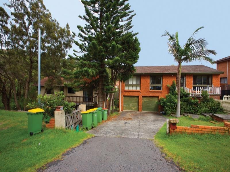 10-12 Woolunga Avenue, Terrigal NSW 2260
