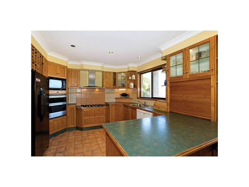 19 Heights Crescent, Wamberal NSW 2260