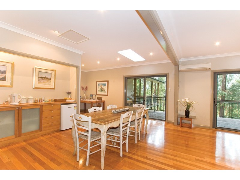 370 Avoca Drive, Avoca Beach NSW 2251