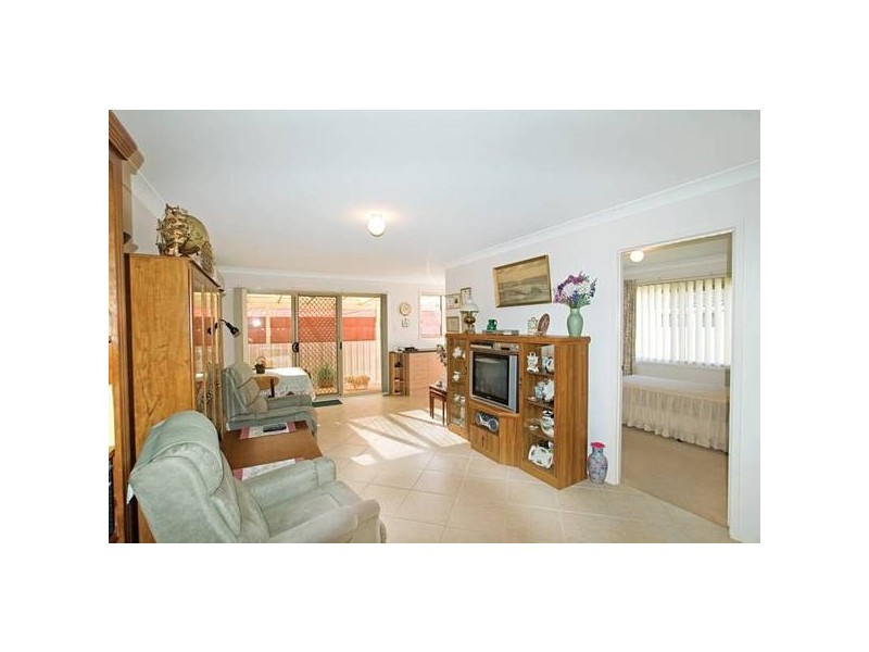 47 Sierra Avenue, Bateau Bay NSW 2261