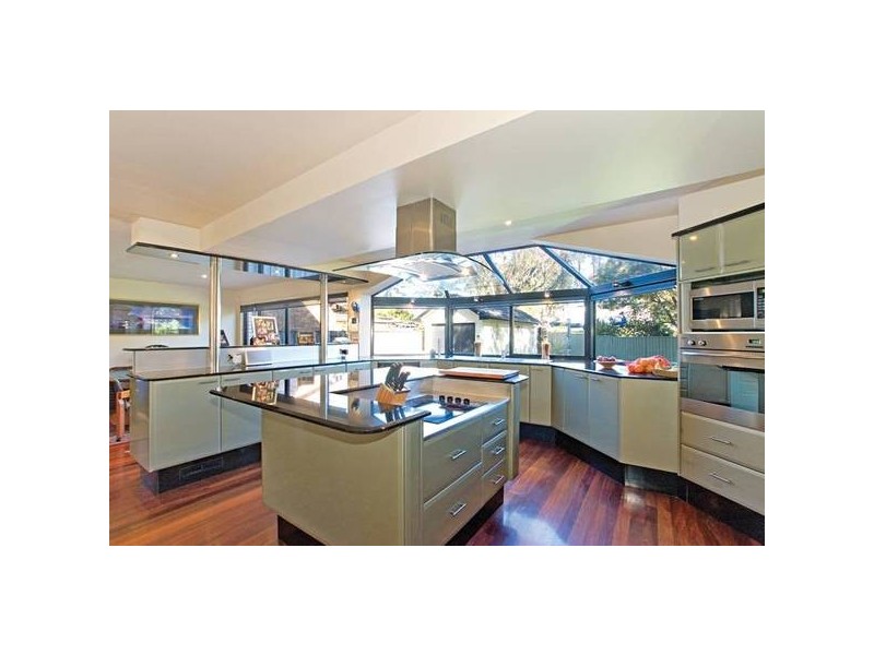 1 Patstone Street, Bateau Bay NSW 2261