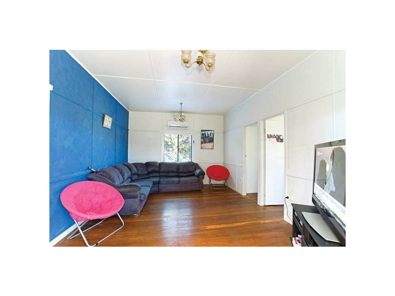 39 Forresters Beach Road, Forresters Beach NSW 2260