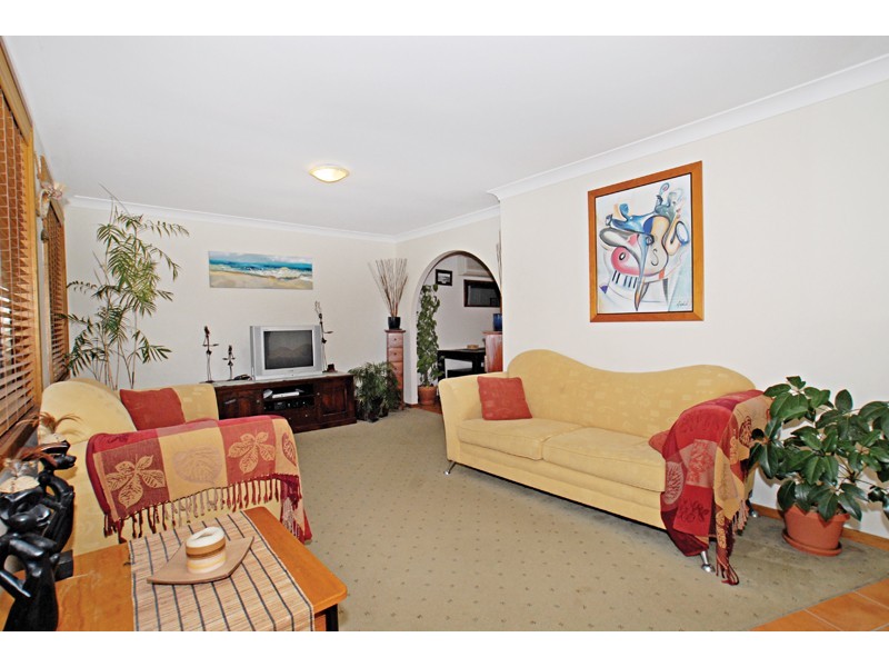 25 Lakeshore Drive, North Avoca NSW 2260