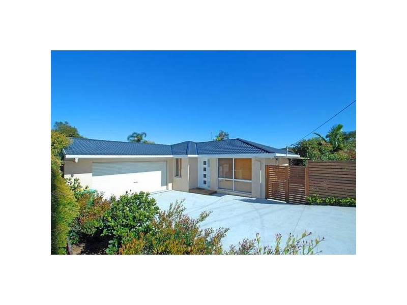 4 Lincoln Close, Bateau Bay NSW 2261