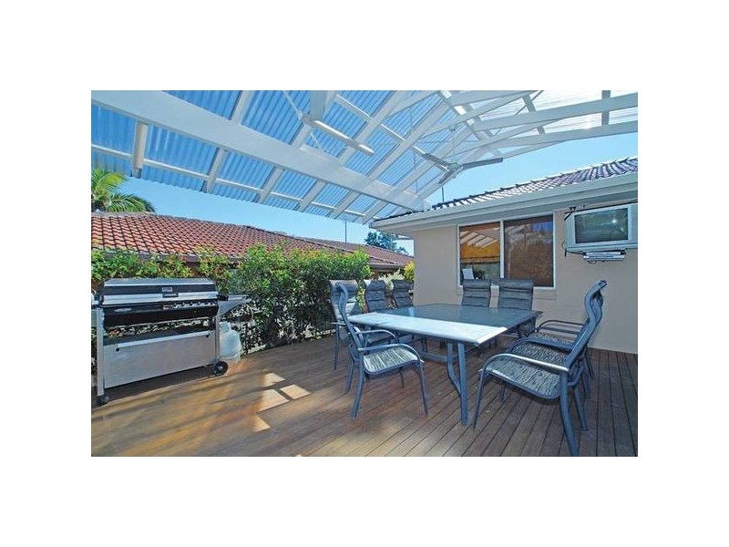 4 Lincoln Close, Bateau Bay NSW 2261