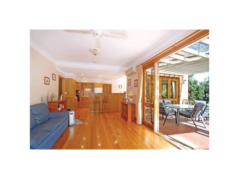 8 Aires Close, Erina NSW 2250