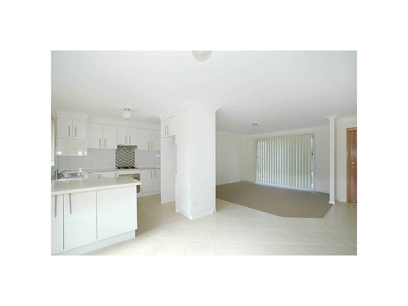 2/7 Werona Place, Bateau Bay NSW 2261