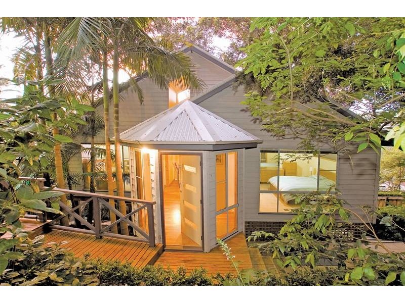 39 Easter Parade, North Avoca NSW 2260