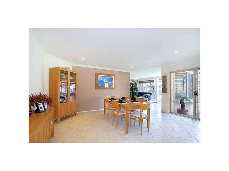 961 The Entrance Road, Forresters Beach NSW 2260
