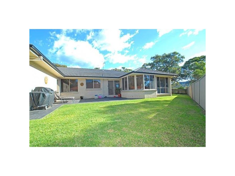 961 The Entrance Road, Forresters Beach NSW 2260