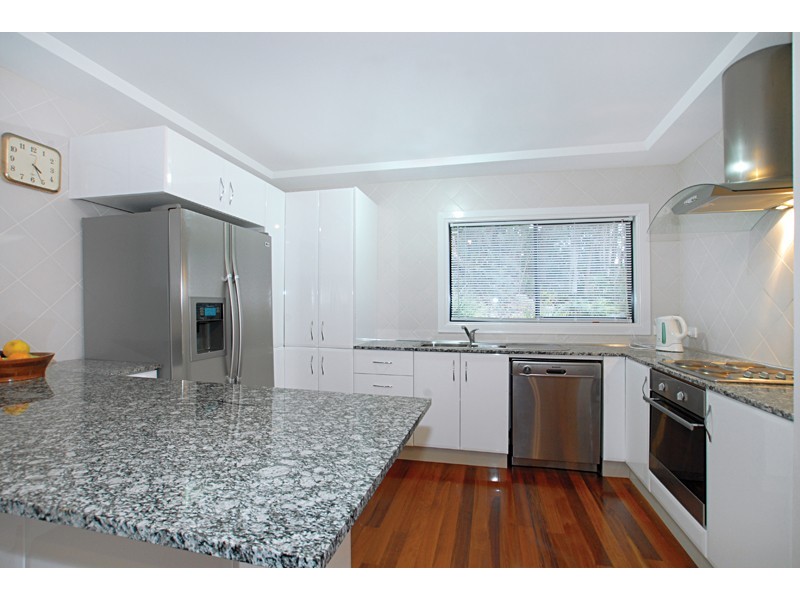 1 Bellevue Crescent, North Avoca NSW 2260