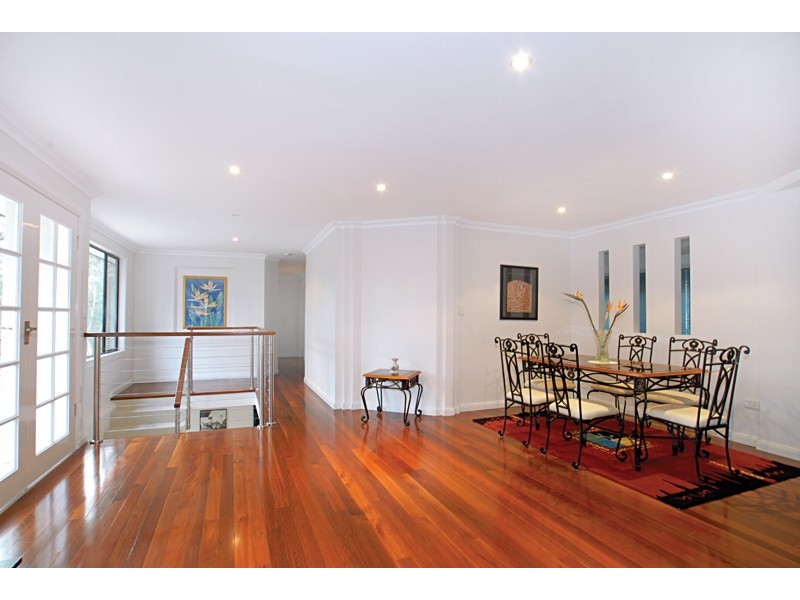 1 Bellevue Crescent, North Avoca NSW 2260
