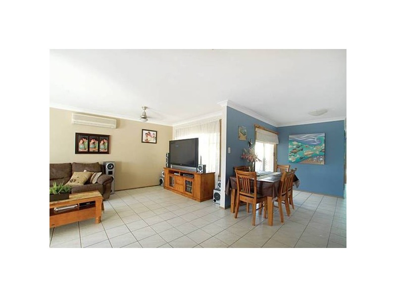 18 Scarborough Place, Bateau Bay NSW 2261