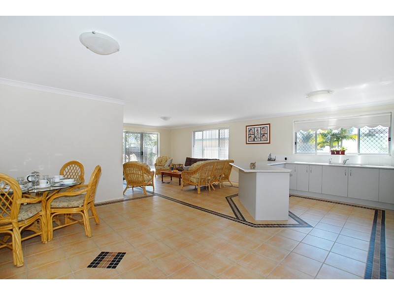 47 MacArthur Street, Killarney Vale NSW 2261