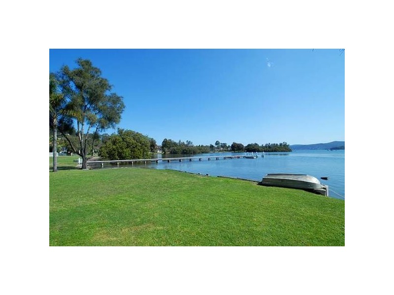 44 Asca Drive, Green Point NSW 2251