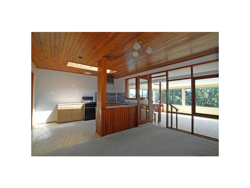 44 Asca Drive, Green Point NSW 2251