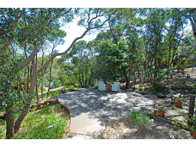 51 Boos Road, Forresters Beach NSW 2260