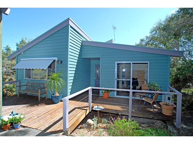 51 Boos Road, Forresters Beach NSW 2260