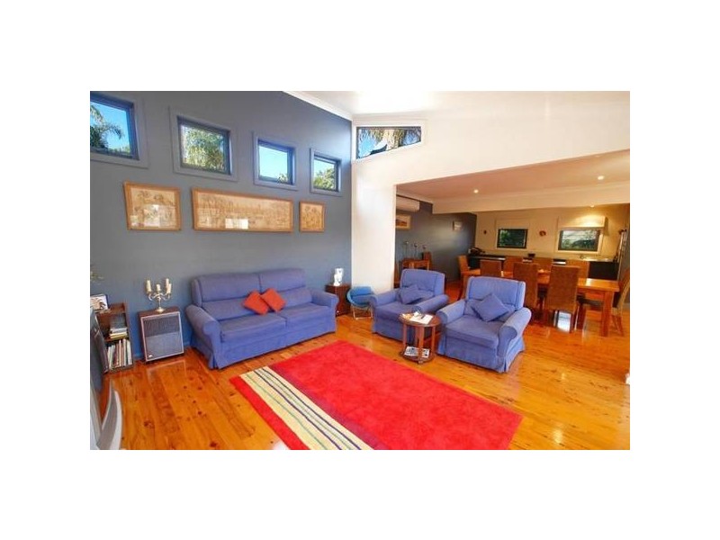 14 Shakespeare Avenue, Bateau Bay NSW 2261