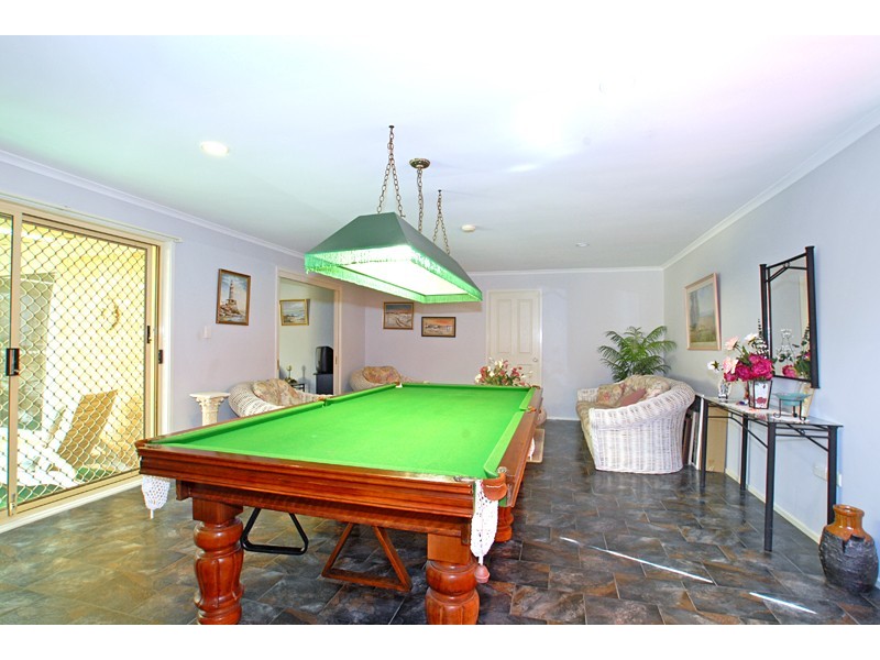 1 Oceanside Close, Bateau Bay NSW 2261