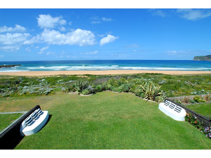 32 North Avoca Parade, North Avoca NSW 2260