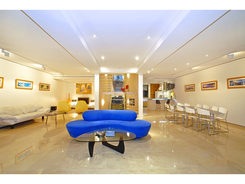 32 North Avoca Parade, North Avoca NSW 2260