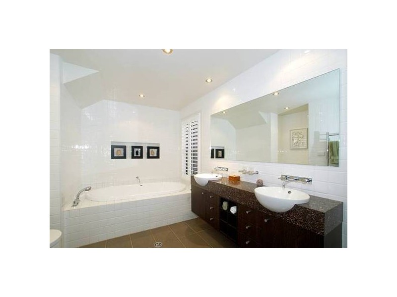 29 Ocean Street, North Avoca NSW 2260