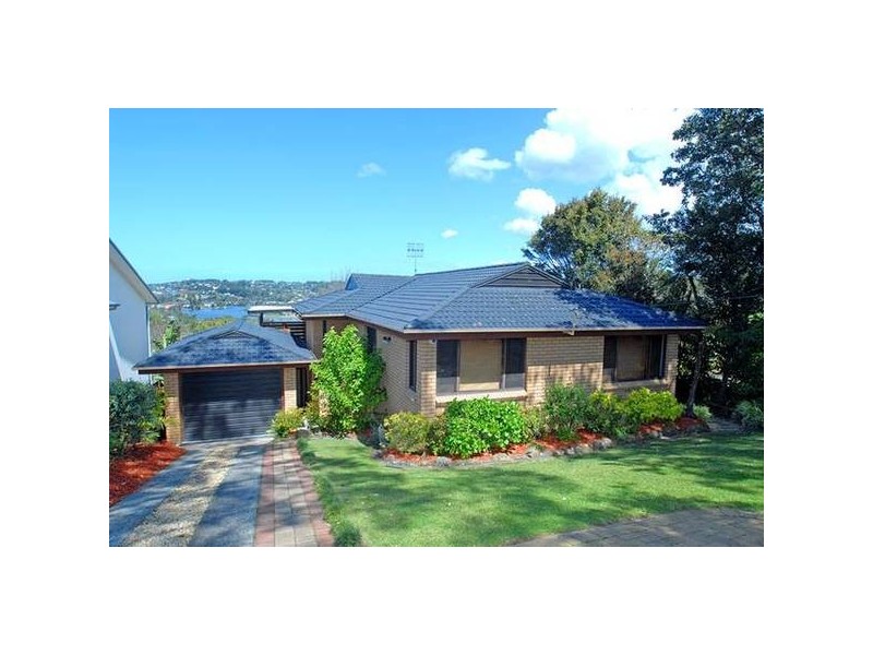 54 McGee Avenue, Wamberal NSW 2260