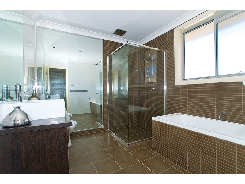 4/201 The Round Drive, Avoca Beach NSW 2251