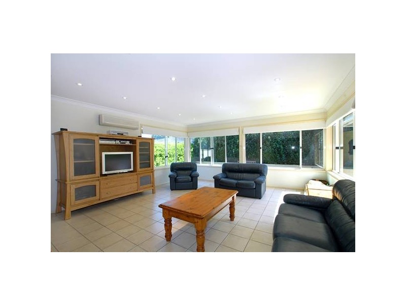 32 Bannister Drive, Erina NSW 2250