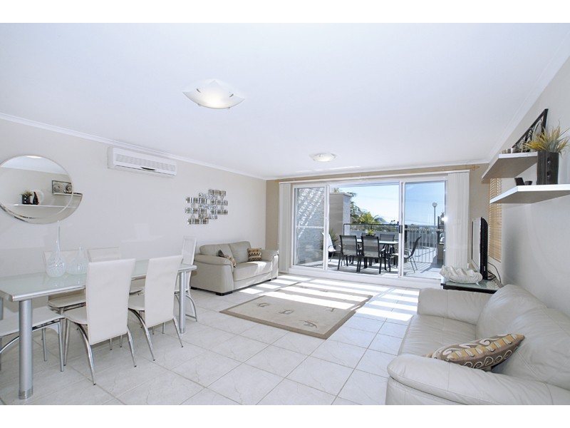 1/32 Campbell Crescent, Terrigal NSW 2260