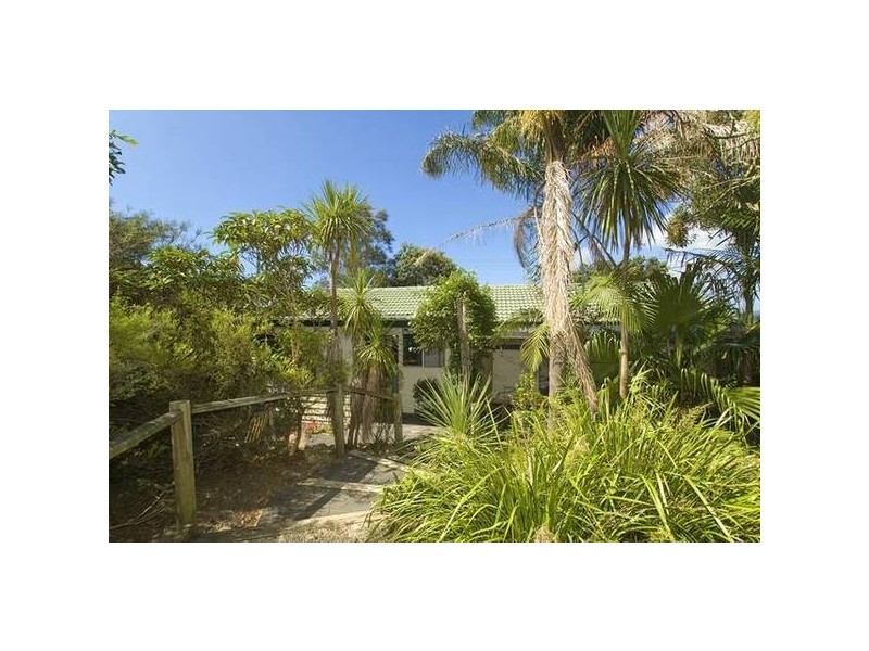 5 Longs Road, Bateau Bay NSW 2261
