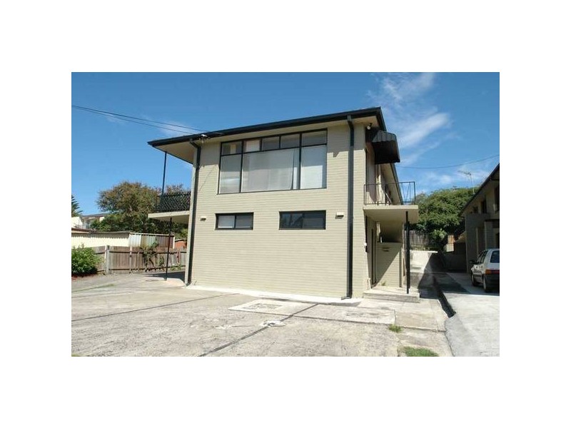 2/222 Terrigal Drive, Terrigal NSW 2260