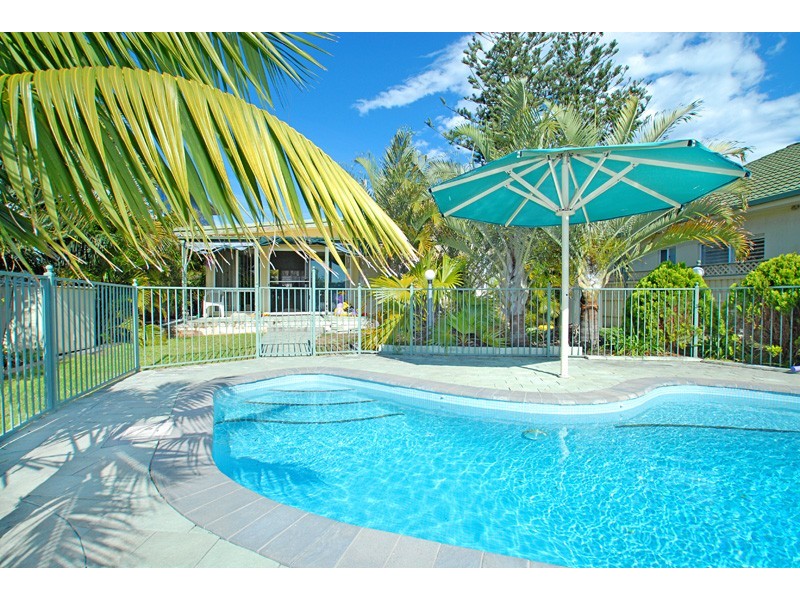 24 Ocean View Drive, Wamberal NSW 2260