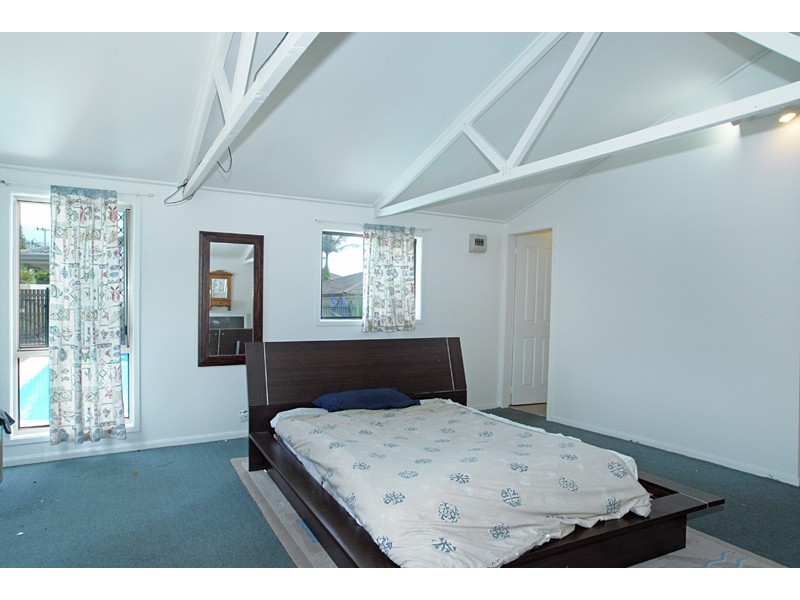 22 Lewis Crescent, Forresters Beach NSW 2260