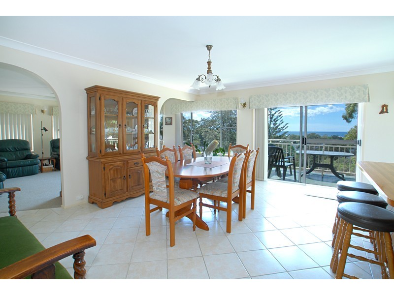28 Weemala Crescent, Terrigal NSW 2260