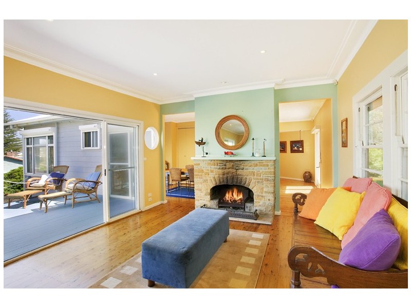 1 Tarun Road, North Avoca NSW 2260