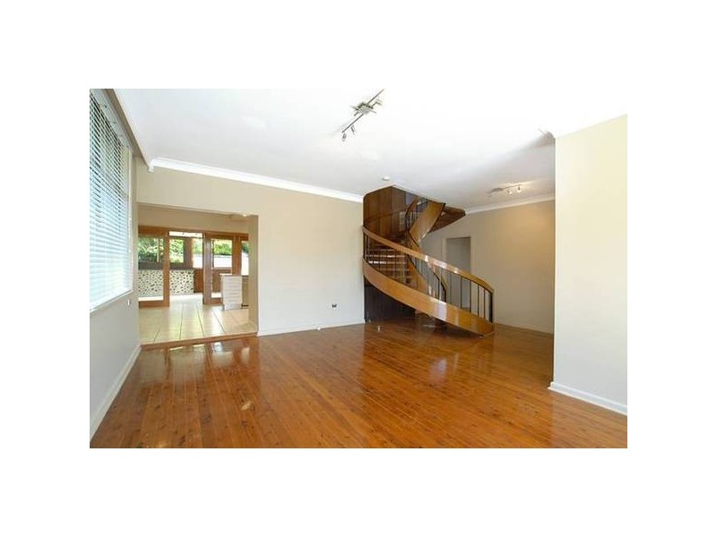 35 Willoughby Road, Terrigal NSW 2260