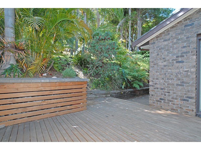 6 Duncan Road, North Avoca NSW 2260